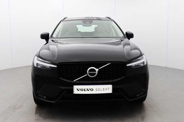 Used Volvo XC60 Plus 247 HP (181 kW) 2025 SUV