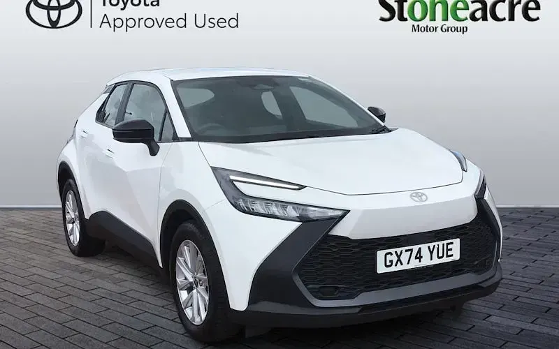 Used Toyota C-HR 140 HP (102 kW) 2026 SUV