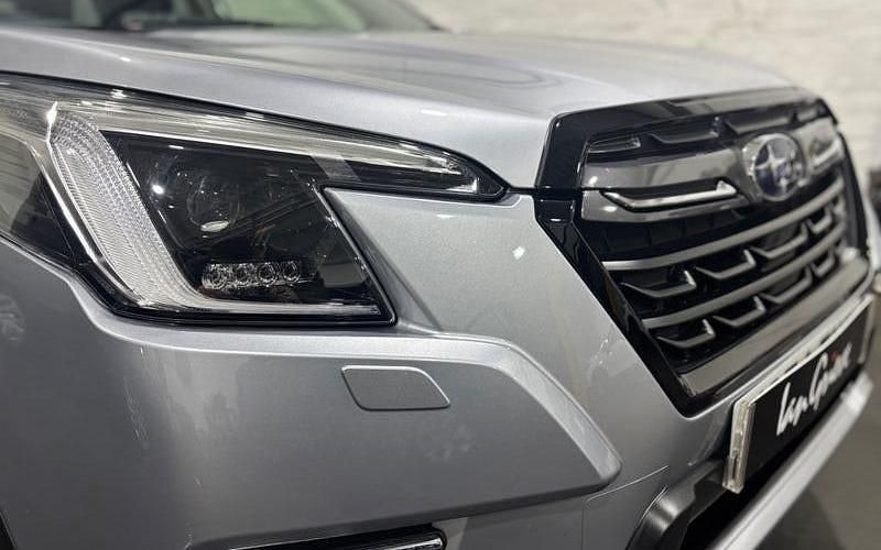 Used Subaru Forester Premium 150 HP (110 kW) 2024 Silver SUV