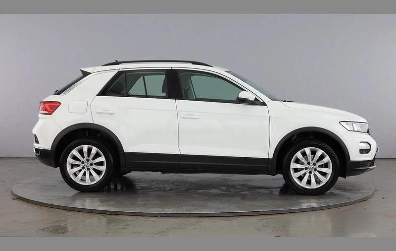 Used VW T-Roc SE 150 HP (110 kW) 2020 White SUV