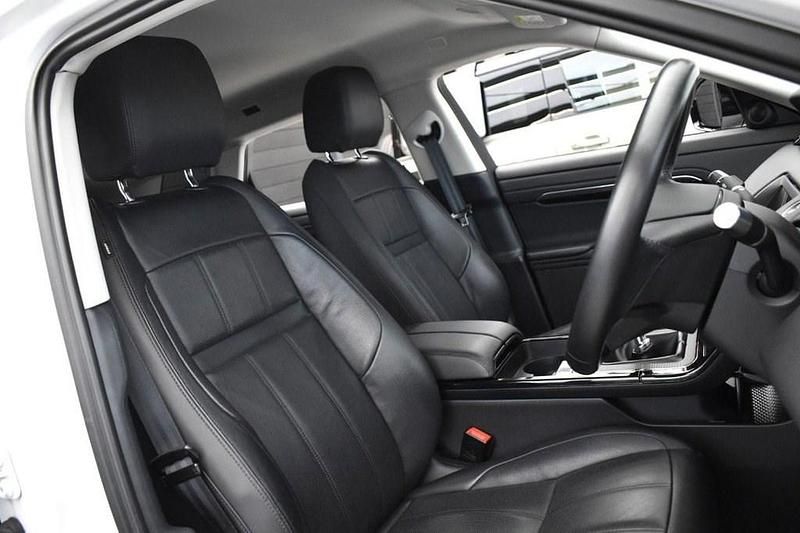 Used Land Rover Range Rover evoque R-Dynamic 163 HP (119 kW) 2022 White SUV