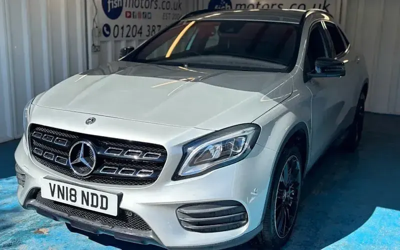 Usado Mercedes GLA220 AMG Line Premium 177 HP (130 kW) 2018 SUV
