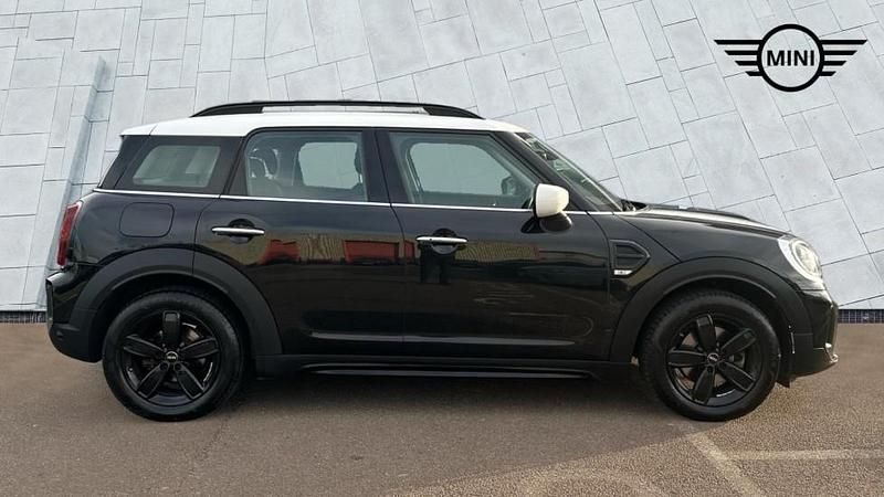Used Mini Cooper Countryman Classic 134 HP (98 kW) 2022 Black SUV