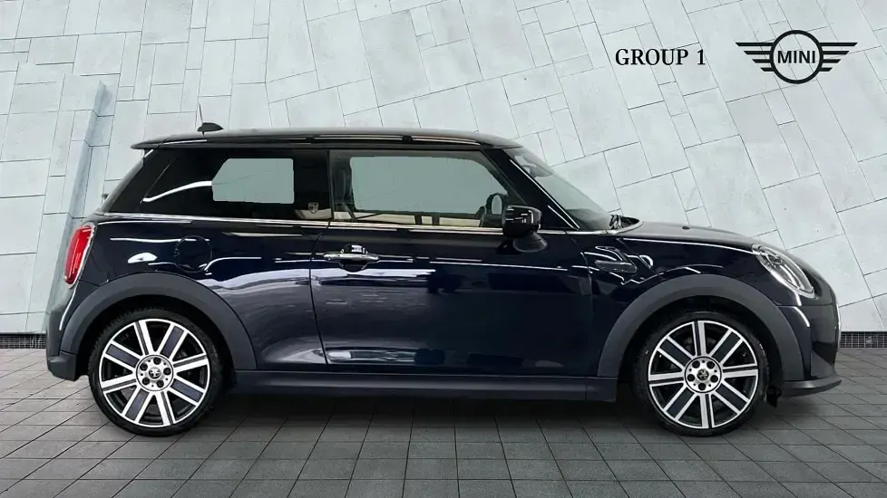 Used Mini Cooper Exclusive 134 HP (98 kW) 2023 Black Hatchback