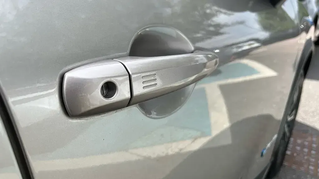 Used Nissan X-Trail N-Connecta 204 HP (150 kW) 2023 Silver SUV