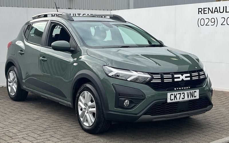 Used 2025 Dacia Sandero Expression Hatchback | £13,479 (Fair price) - Image 1/4