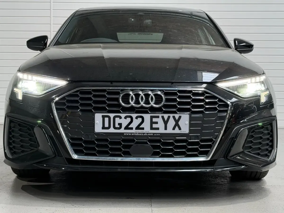 Usado Audi A3 S-Line 150 HP (110 kW) 2022 Preto Sedan