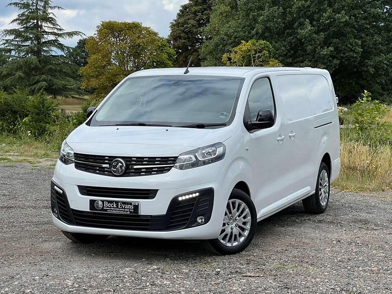 White Used 2023 Vauxhall Vivaro S Van | £13,500 (Super price) - Image 1/3