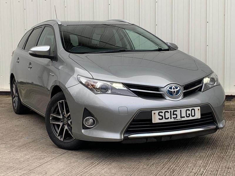 Used Toyota Auris Hybrid 2015 Grey Estate