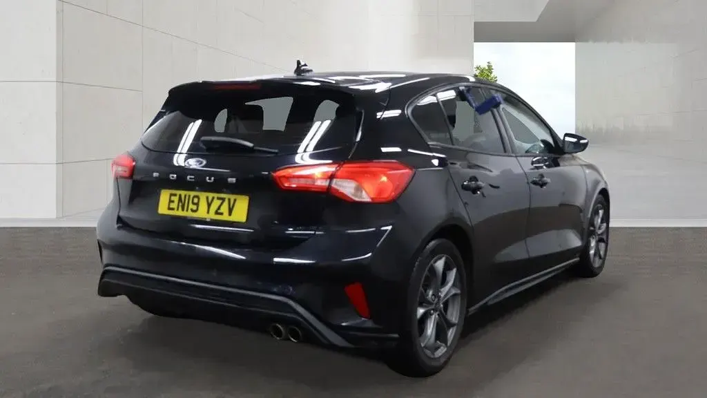 Used Ford Focus ST-Line 125 HP (91 kW) 2019 Hatchback