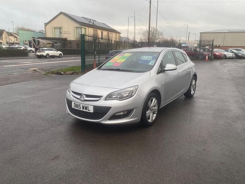 Used Vauxhall Astra SRi 2015 Silver Hatchback