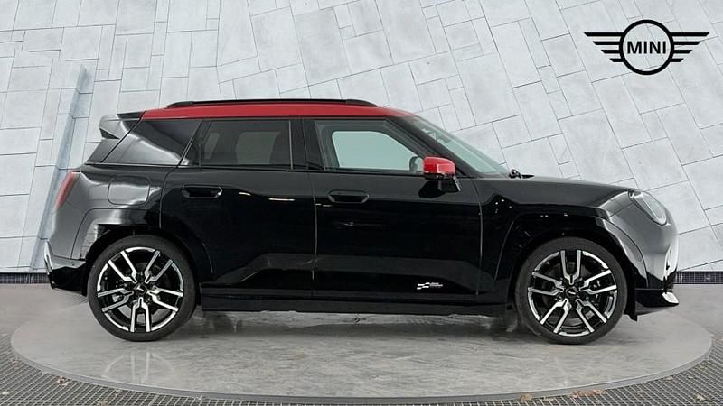Used Mini Aceman 158 kW (215 HP) 2025 Black SUV