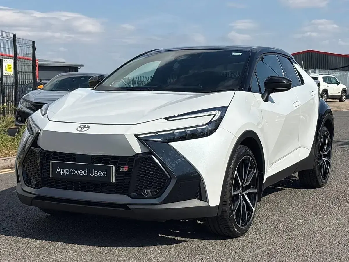 Used Toyota C-HR Sport 2026 White SUV