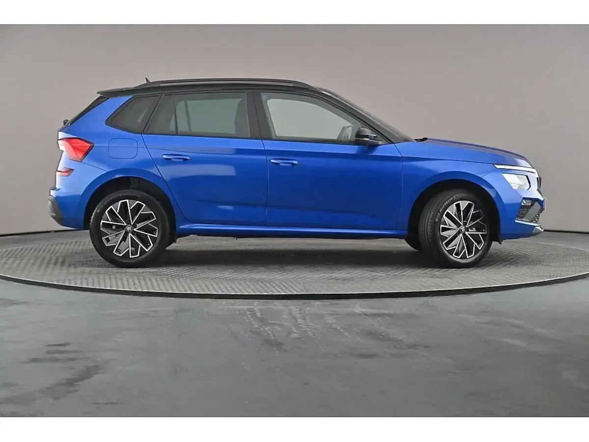 Uusi Skoda Kamiq Design Edition 113 HP (83 kW) 2025 Sininen Katumaasturi