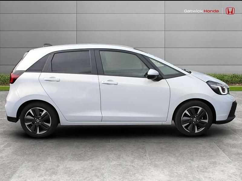 Used Honda Jazz Advance 122 HP (89 kW) 2025 White Hatchback