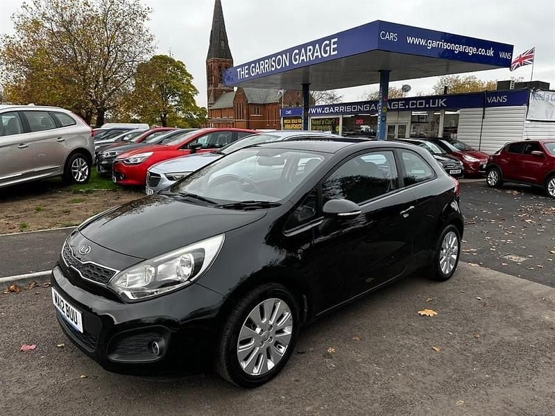 Black Used 2012 Kia Rio 2 Hatchback | £3,699 (Expensive) - Image 1/4