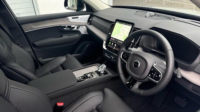 New Volvo XC90 Ultra 2026 SUV