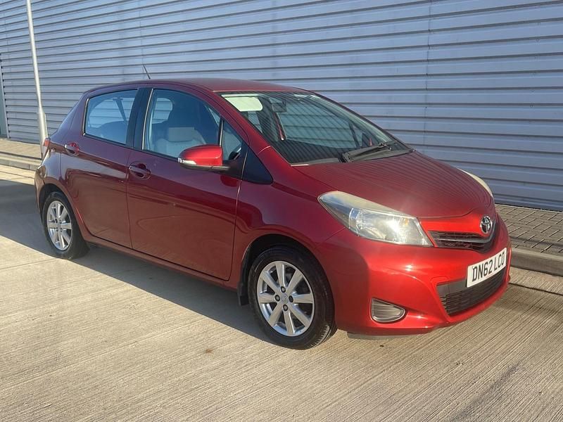 Red Used 2012 Toyota Yaris Hatchback | £4,995 (Good price) - Image 1/4