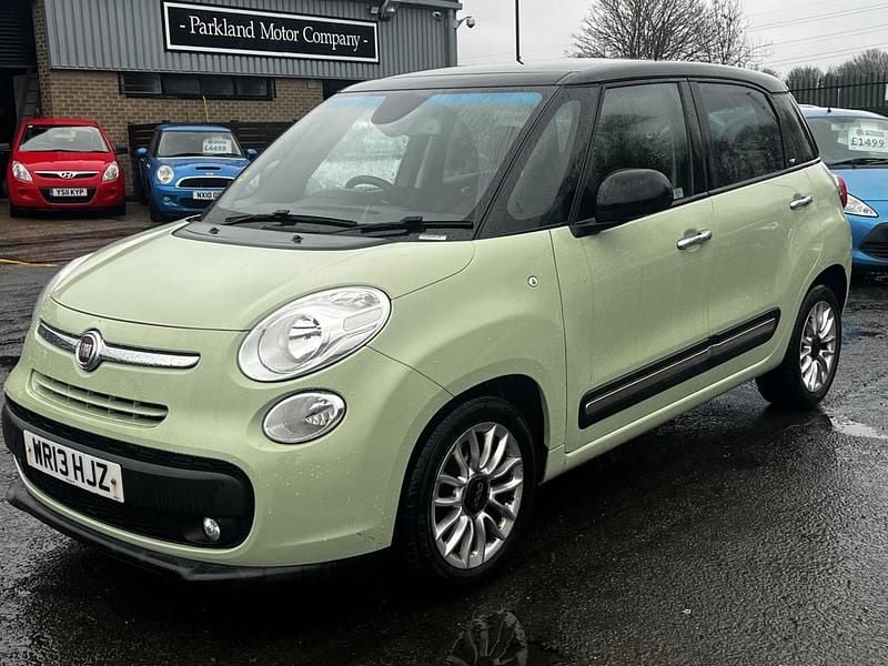 Used Fiat 500L Lounge 105 HP (77 kW) 2013 Green MPV