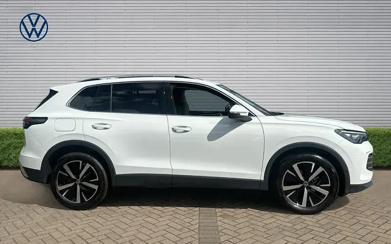 Used VW Tiguan Elegance 150 HP (110 kW) 2025 SUV