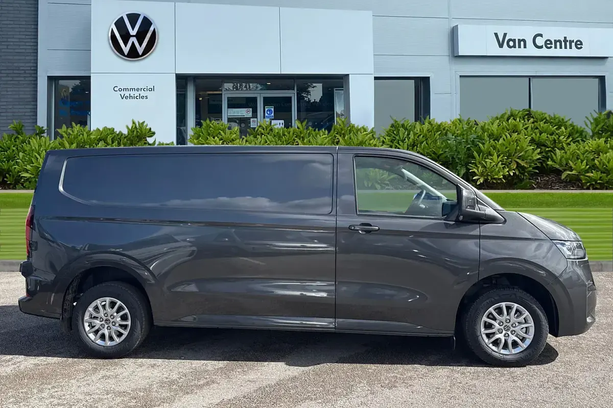 New VW T7 Pro 160 kW (218 HP) 2026 Grey Van
