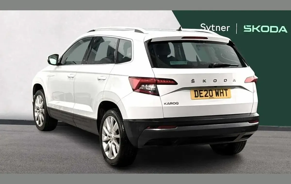 Used Skoda Karoq SE L 150 HP (110 kW) 2020 Moon white metallic SUV