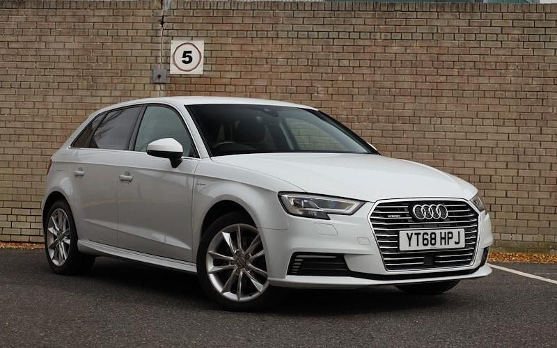 Used Audi A3 e-tron 150 HP (110 kW) 2018 Hatchback