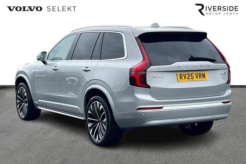 Used Volvo XC90 Ultra 250 HP (183 kW) 2025 Silver dawn SUV