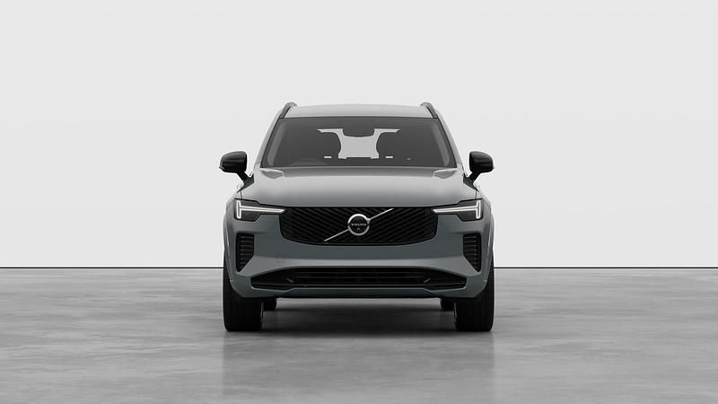 New Volvo XC90 Plus 2026 Vapour grey SUV