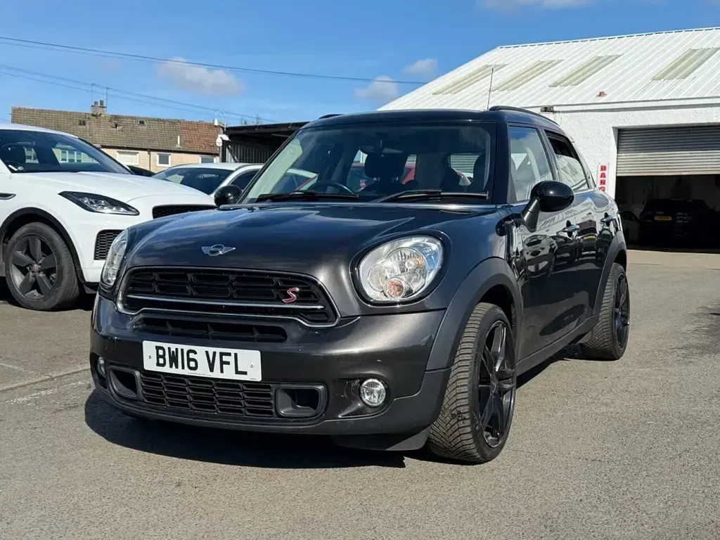 Used Mini Cooper SD Countryman 143 HP (105 kW) 2016 Grey SUV