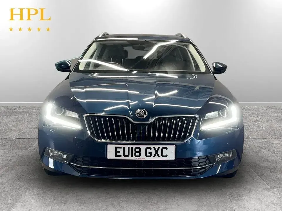 Used Skoda Superb SE L Executive 150 HP (110 kW) 2018 Blue Estate