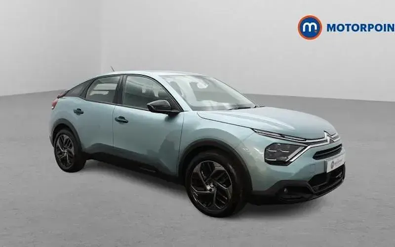 Used Citroën C4 PureTech 101 HP (74 kW) 2023 SUV
