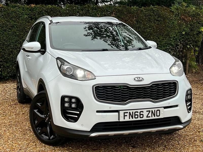 White Used 2016 Kia Sportage GT-Line SUV | £9,297 (Fair price) - Image 1/3