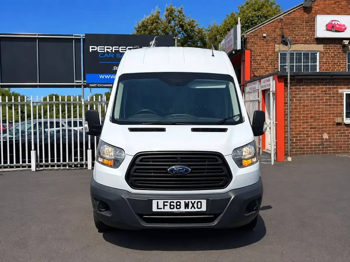 Used Ford Transit 130 HP (95 kW) 2018 White Van