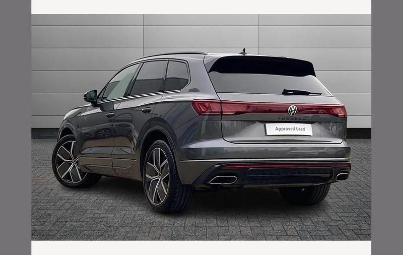 Used VW Touareg Black Edition 286 HP (210 kW) 2025 Silicon grey SUV