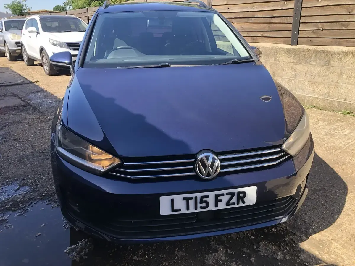 Used VW Golf Sportsvan SE 110 HP (80 kW) 2015 Blue MPV
