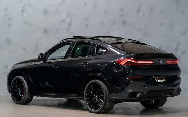 Usado BMW X6 M Sport 286 CV (210 kW) 2022 Negro SUV