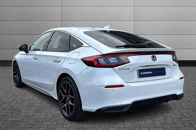Used Honda Civic Advance 143 HP (105 kW) 2024 Platinum white