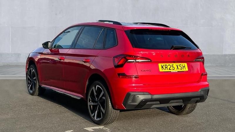 Used Skoda Kamiq Monte Carlo 150 HP (110 kW) 2025 Velvet red metallic SUV