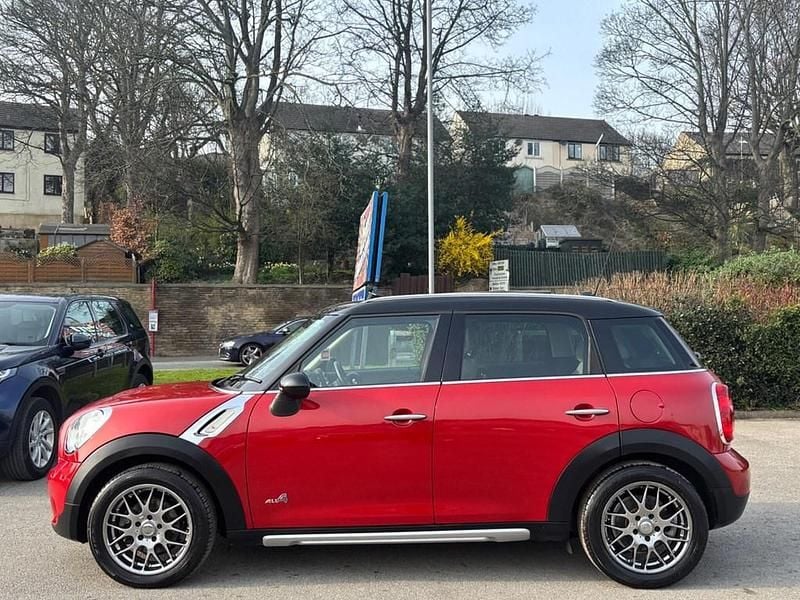 Used Mini Cooper D Countryman Chili 112 HP (82 kW) 2014 Red SUV
