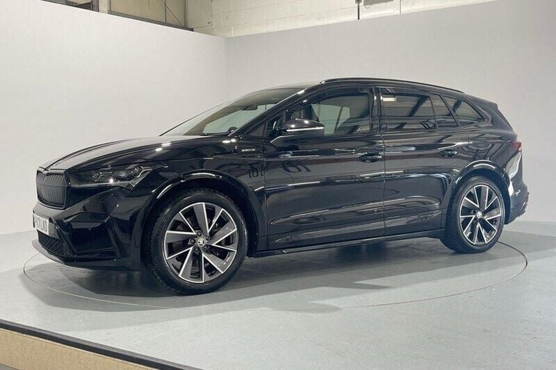 Used 2021 Skoda Enyaq iV SportLine SUV | £22,999 (Fair price) - Image 1/1