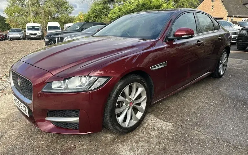 Used Jaguar XF R-Sport 179 HP (131 kW) 2020 Sedan