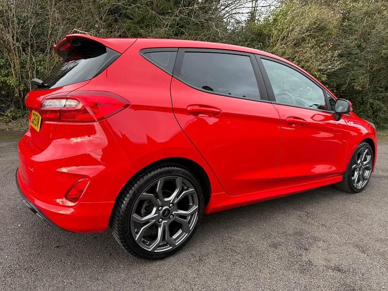 Used Ford Fiesta ST-Line 125 HP (91 kW) 2019 Red Hatchback