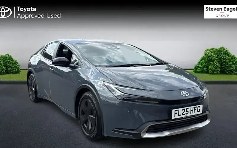 Used Toyota Prius Design 223 HP (164 kW) 2025 Hatchback