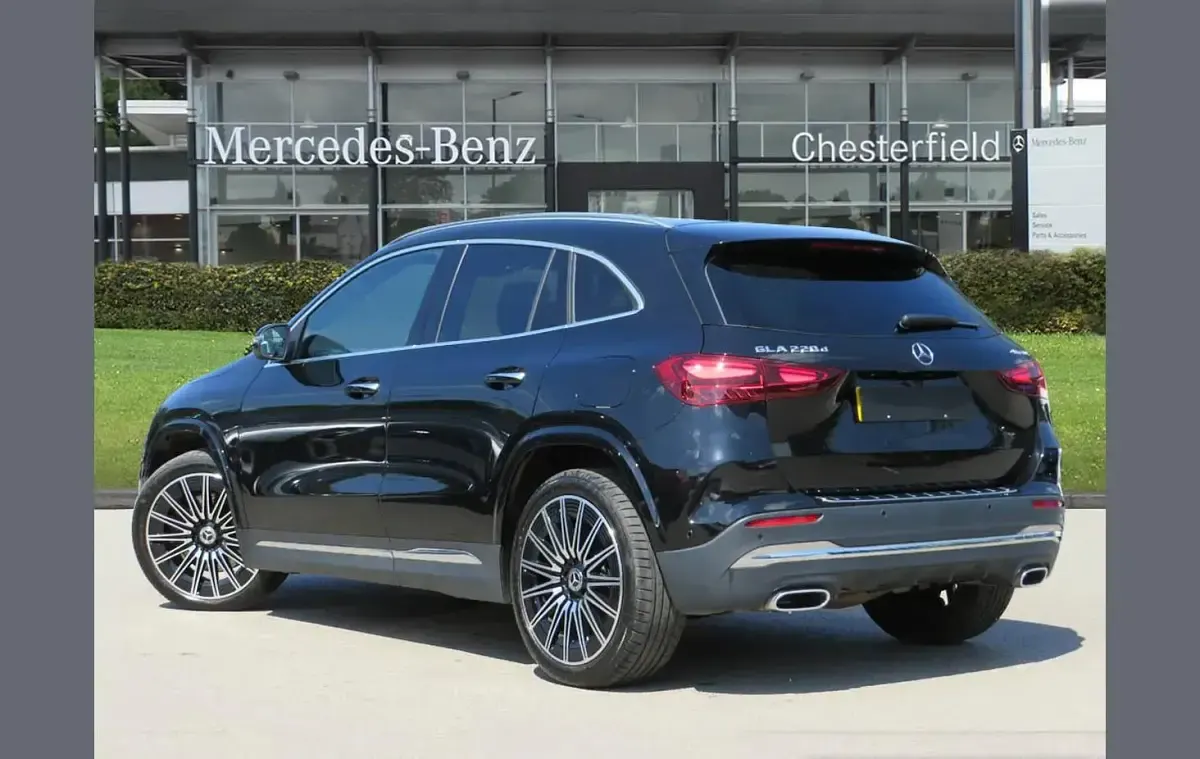 Used Mercedes GLA220 AMG Line Premium Plus 187 HP (137 kW) 2025 Black SUV