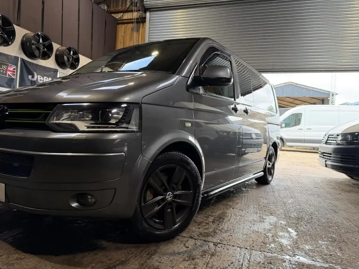 Used VW Transporter Highline 180 HP (132 kW) 2015 Grey Van