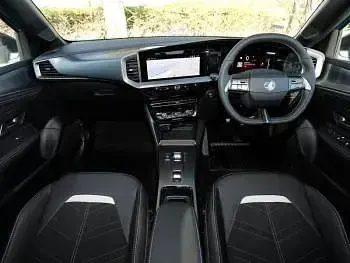 New Vauxhall Mokka Ultimate 114 kW (156 HP) 2026 White SUV