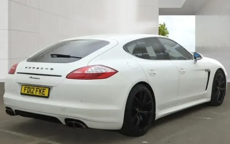 Used Porsche Panamera 250 HP (183 kW) 2012 Hatchback