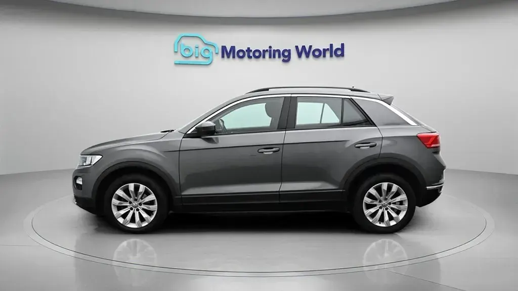 Used VW T-Roc SE 115 HP (84 kW) 2019 Grey SUV