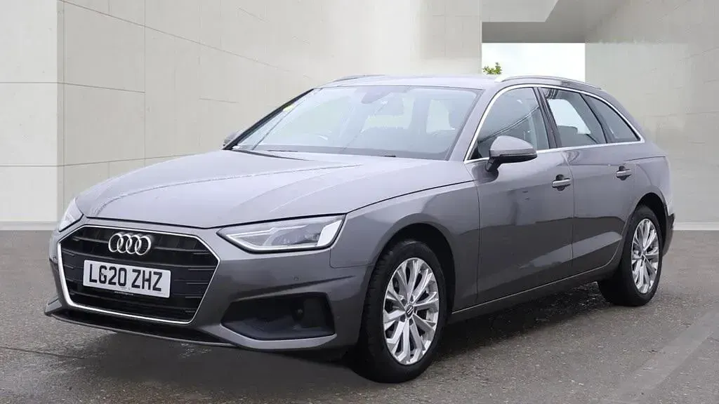 Used Audi A4 Comfort 147 HP (108 kW) 2020 Grey Estate